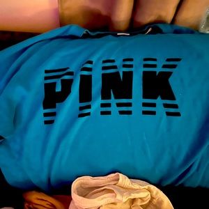 Women’s pink brand sweatshirt